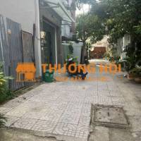 NHÀ GẦN QUẬN 7, CÁCH 10M ĐẾN HẺM XE HƠI