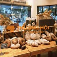 Cửa hàng bánh cao cấp tuyển bảo vệ
