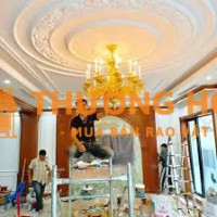 Tuyển Kỹ Thuật Lắp Đặt Đèn Trang Trí Và Chiếu Sáng