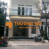 Cho thuê tầng 1 nhà 2 mặt tiền ngõ đi ô tô thoải mái