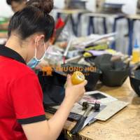 QUÀ TẶNG DOANH NGHIỆP BẰNG ĐỒ DA – GIA CÔNG SỐ LƯỢNG LỚN, ĐẢM BẢO TIẾN ĐỘ CHO SỰ KIỆN