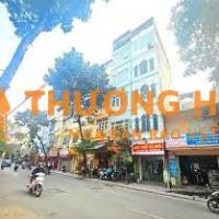 Cho thuê gấp nhà mặt phố Thụy Khuê giá cực rẻ