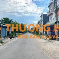 Chính Chủ cần bán nhà mặt tiền đường nhựa 10M thông SHR