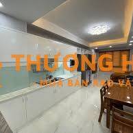CĂN HỘ CENTRAL PLAZA – 90M2 (3PN 2WC) TẦNG CAO – GIÁ 15 TRIỆU/TH