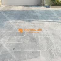 Đá xanh đen cắt thô – Vẻ đẹp mộc mạc, mạnh mẽ cho sân vườn và ngoại thất