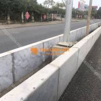 Đá bó vỉa ghi sáng 18x53 – Chắc chắn, bền đẹp cho công trình cảnh quan
