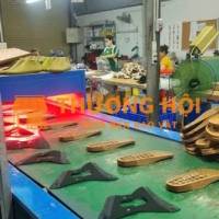Lao Động Phổ Thông - Làm Giày Dép