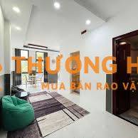 Căn hộ mini mới xinh full nội thất tách bếp 40m2 Thang máy kế cầu NVCu