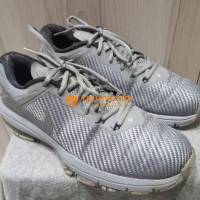 Giày thể thao Nike