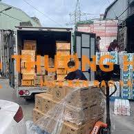 Tuyển nam bốc xếp hàng, từ 8h - 17h30, 11tr/th bao ăn trưa