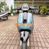 Vespa đèn vuông xanh xi măng ắc quy 2025