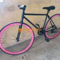 Xe đạp Fixed cũ màu đen