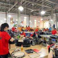 TẶNG PHẨM DOANH NGHIỆP GIÁ XƯỞNG, XUẤT VAT ĐẦY ĐỦ – TRƯỜNG CHINH XTC SẴN SÀNG