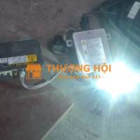 6 bóng Đèn xenon và 3 bộ balat