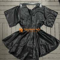 Jump đùi xẻ ngực size M