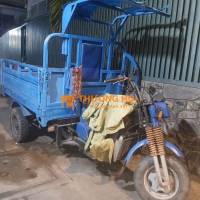 Kẹt tiền bán gấp