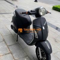 Xe máy điện Vespa biển và đăng ký đầy đủ bình khoe