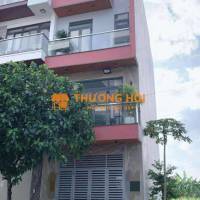 Nhà đẹp Lê Thị Riêng Q12 - đường 12m - 63m2-4tang -tặng full cửa gỗ đỏ quý - 8 tỷ nhỉnh 0932030061
