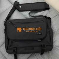 Túi đeo chéo Tomtoc chính hãng