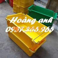 Phân phối khay nhựa toàn quốc, thùng a2, hộp nhựa bít có quai sắt