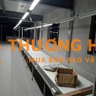 Cần bán một bàn cắt ngang 1.8*10m , hai máy cắt 10in,cắt đau bàn