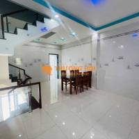 Bán gấp nhà 2 mặt tiền ngay trường đại học Việt Đức 80m2 2 tầng mới hoàn thiện giá rẻ