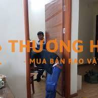 cần tuyển thợ lắp đặt cửa gỗ công nghiệp