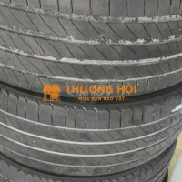 4 vỏ zin xe carival 2022 michelin đẹp 235/55/19