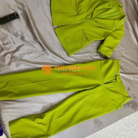 Nhà còn dư mấy bộ Vest nữ Size S