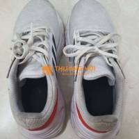 Giày thể thao Adidas trắng size 40 Indonesia