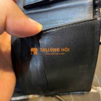 Sale chiếc ví ngang Dunhill cực ấn tượng