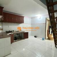 Bán nhà trệt 2 lầu sân thượng 4 pn 4 wc mới đẹp (4.9x11) hẻm thông thoáng