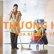 Tuyển gấp 3 chị : Tạp vụ - Dọn dẹp Văn Phòng ( Chính chủ : Quận 10 ))