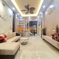 BÁN NHÀ PHỐ HỒNG TIẾN BỒ ĐỀ - DÂN XÂY 42M2- 4 TẦNG, CHỈ HƠN 8 TỶ