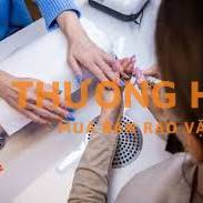 Cần 2 thơ phụ biết gôi đầu làm móng, lương 7 triệu đến 12 triệu/tháng