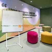 BẢNG TRẮNG CÓ CHÂN DI ĐỘNG ĐA NĂNG – GREENLAM