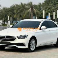 Mercedes Benz 2022 E200 Exclusive - 30000 km