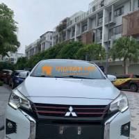 Mitsubishi Attrage 2021 màu trắng