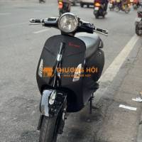 Vespa đen nhám e về nhiều