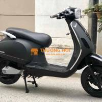 Xe điện Vespa đời cao đèn vuông, zin đẹp đầy đủ