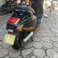Vespa DK Roma đẹp đầy đủ