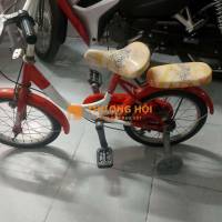 Xe đạp trẻ em Đỏ trắng đã sử dụng