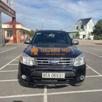 Ford Everest 2013 2.5L 4x2 MT - 90 km