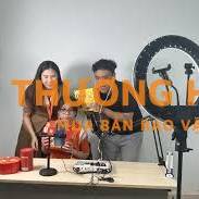 Phụ livestream bán online