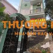 tuyển nhân viên lễ tân (hoặc dọn phòng)