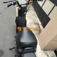 Xe máy điện Hiện đại màu Đen