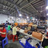 GIA CÔNG ĐỒ DA LOCAL BRAND – NHẬN THIẾT KẾ VÀ SẢN XUẤT ĐỦ