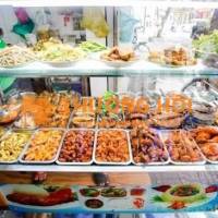 Tuyển bếp quán cơm bình dân