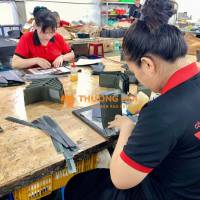 XƯỞNG GIA CÔNG ĐỒ DA THEO YÊU CẦU – GIẢI PHÁP SẢN XUẤT CHO DOANH NGHIỆP VÀ LOCAL BRAND