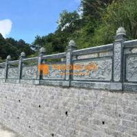Lan can đá xanh rêu họa tiết Tứ Quý – tinh xảo, bền vững, tôn vinh kiến trúc truyền thống